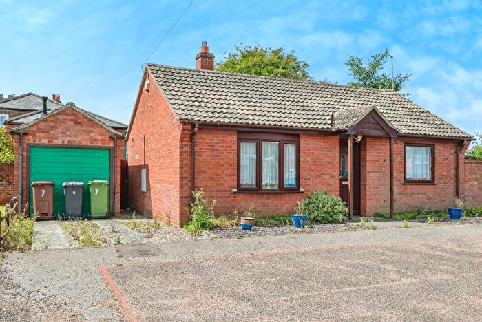 2 Bedroom Detached Bungalow For Sale In Hall Close, Hemsby, Great Yarmouth, NR29