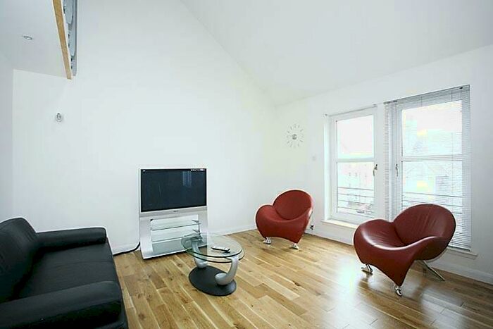 3 Bedroom Flat To Rent In Chapel Street, City Apartments, Aberdeen, Aberdeen, AB10
