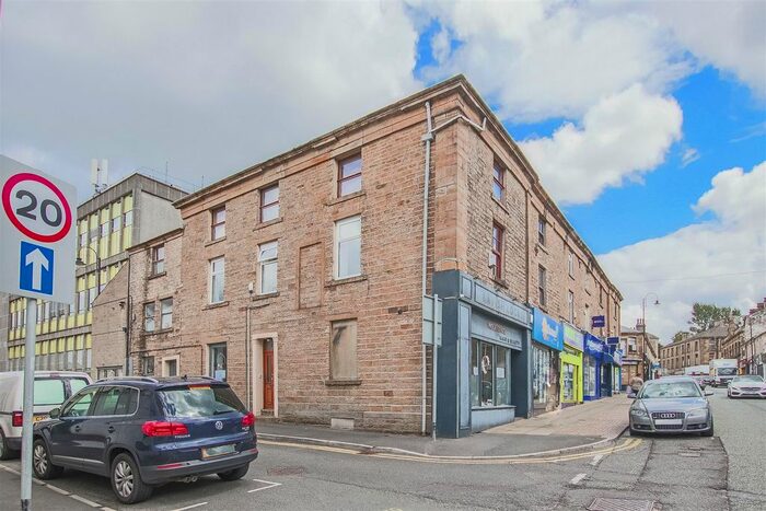 4 Bedroom End Of Terrace House To Rent In Bridge Street, Accrington, BB5