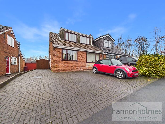 3 Bedroom Semi Detached Bungalow For Sale In York Avenue, Little Lever, Bolton, BL3