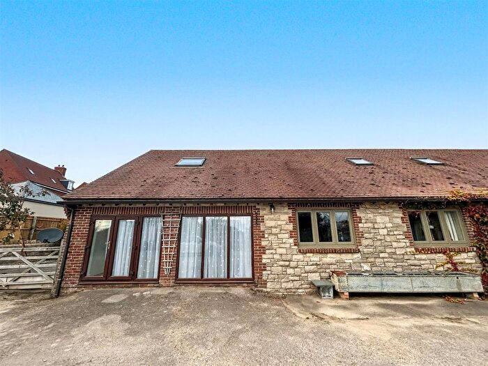 1 Bedroom Semi-Detached House To Rent In Barr Lane, Chickerell, Weymouth, DT3