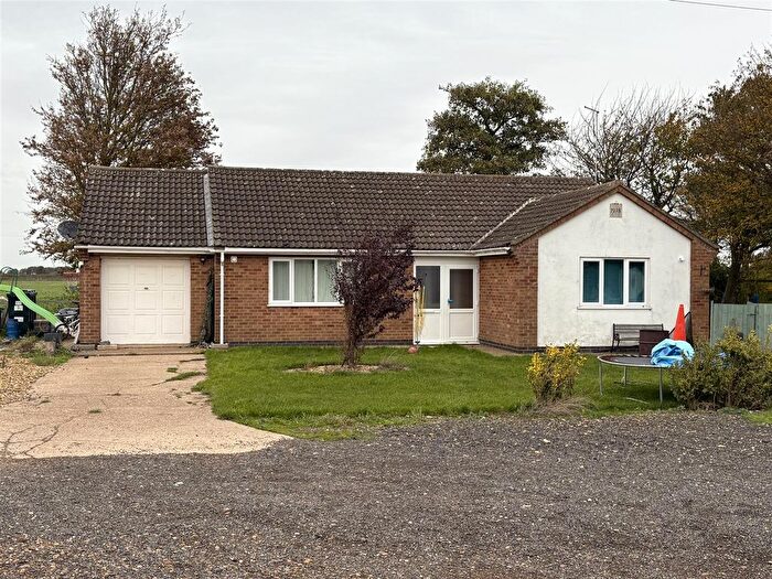 1 Bedroom Detached Bungalow For Sale In Slate Barn Drove, Whittlesey, Peterborough, PE7
