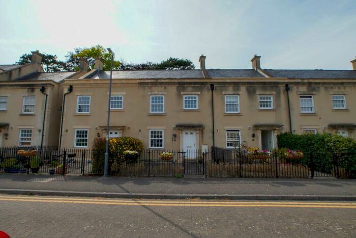 4 Bedroom House To Rent In Thomas Way, Stoke Gifford, Bristol, BS16