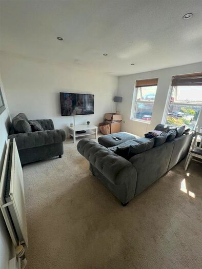 1 Bedroom Flat To Rent In Great Innings South, Watton At Stone, Hertford, SG14