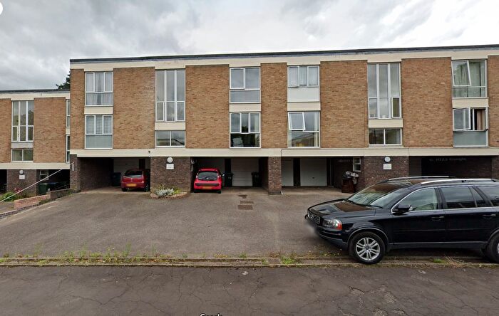1 Bedroom Flat To Rent In Lloyd Crescent, Coventry, CV2
