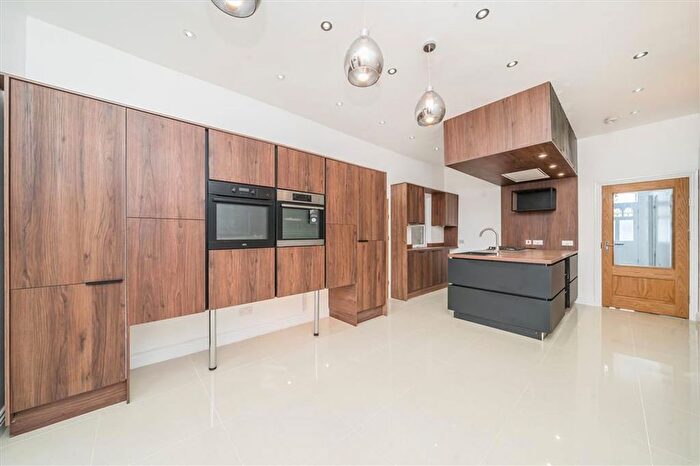 5 Bedroom Property To Rent In St. Leonards Road, Mortlake, SW14