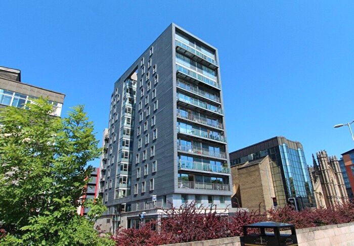 2 Bedroom Flat To Rent In Maxwell Street, Glasgow, G1
