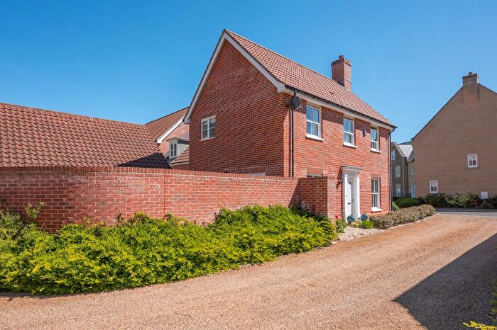 4 Bedroom Semi-Detached House For Sale In A Superbly Located Home In The Heart Of Holt, NR25