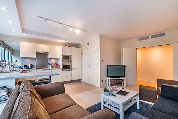 1 Bedroom Flat To Rent In Grosvenor Road, London, SW1V