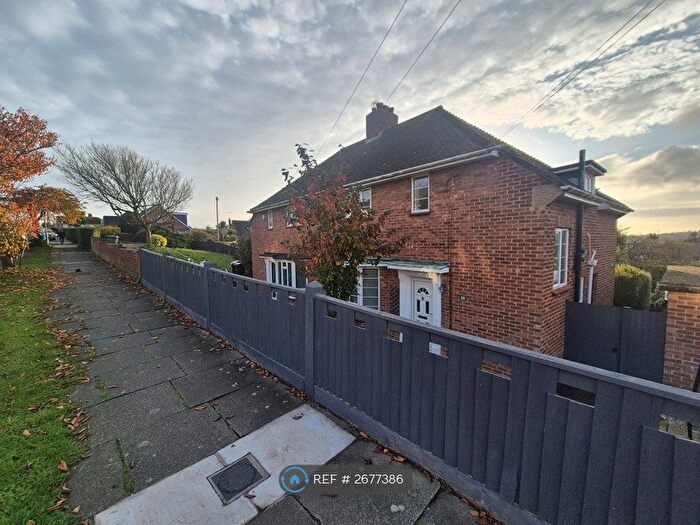 3 Bedroom Semi-Detached House To Rent In Spencer Avenue, Hove, BN3