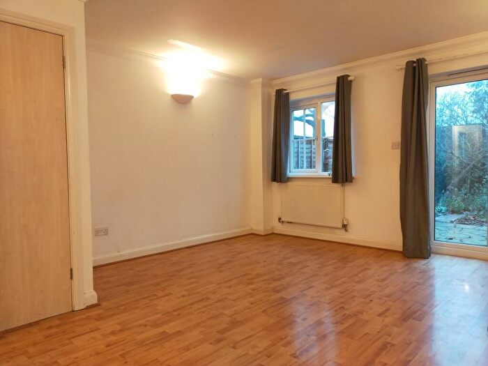 2 Bedroom Terraced House To Rent In Priestlands Close, Horley, RH6