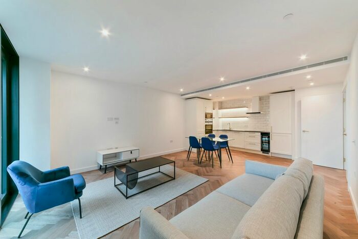2 Bedroom Flat To Rent In Gauging Square, London Dock, London, E1W