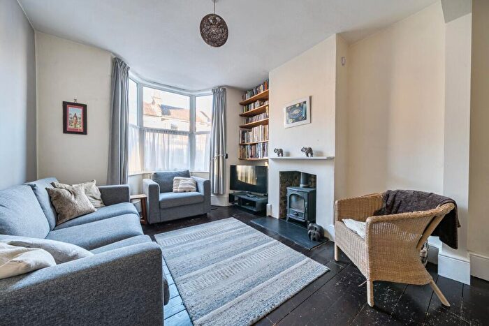 4 Bedroom House For Sale In Howden Street, London, SE15