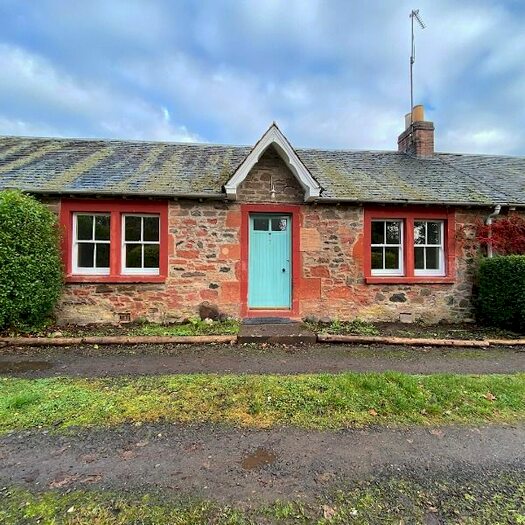 2 Bedroom Bungalow To Rent In Baledgarno, Perthshire, PH14