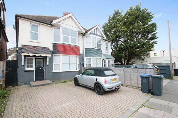 1 Bedroom Flat To Rent In Valencia Road, Worthing, BN11