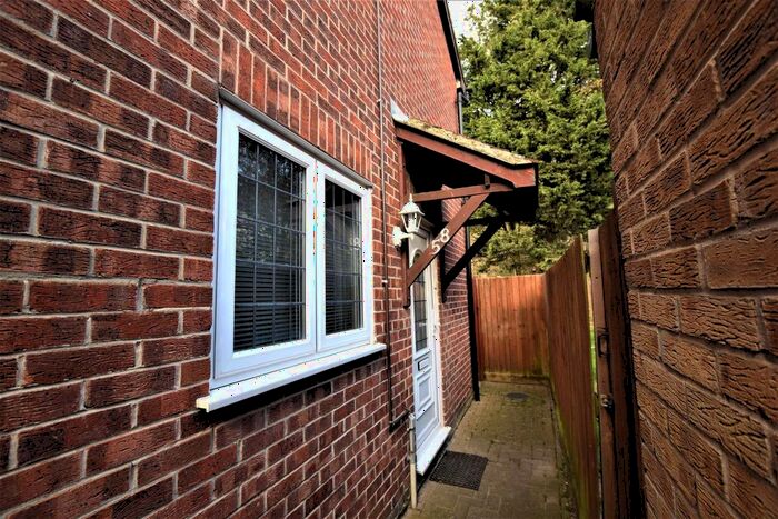 1 Bedroom Terraced House To Rent In Bankfoot, Badgers Dene, Grays, RM17