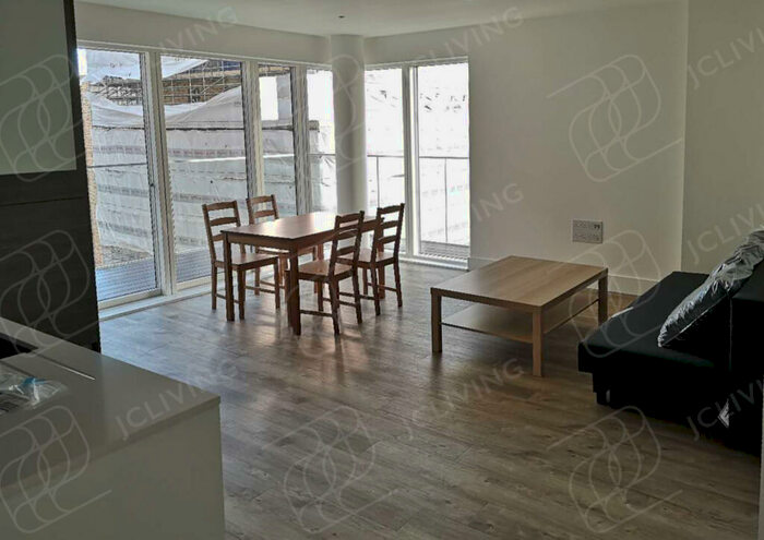 2 Bedroom Flat To Rent In Kidbrook Village, SE3