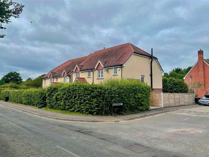 3 Bedroom Semi-Detached House To Rent In Oxford Road, Chieveley, RG20
