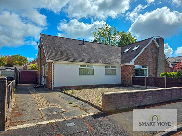 3 Bedroom Semi-Detached Bungalow For Sale In Astland Gardens, Tarleton, Preston, PR4