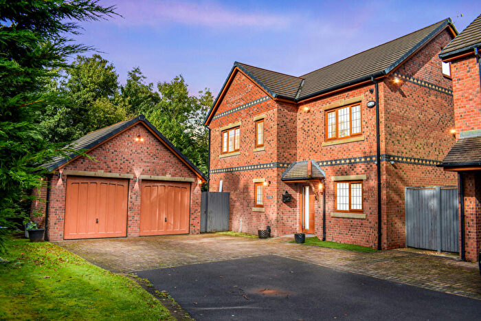 5 Bedroom Detached House For Sale In Lea Road, Preston, PR4