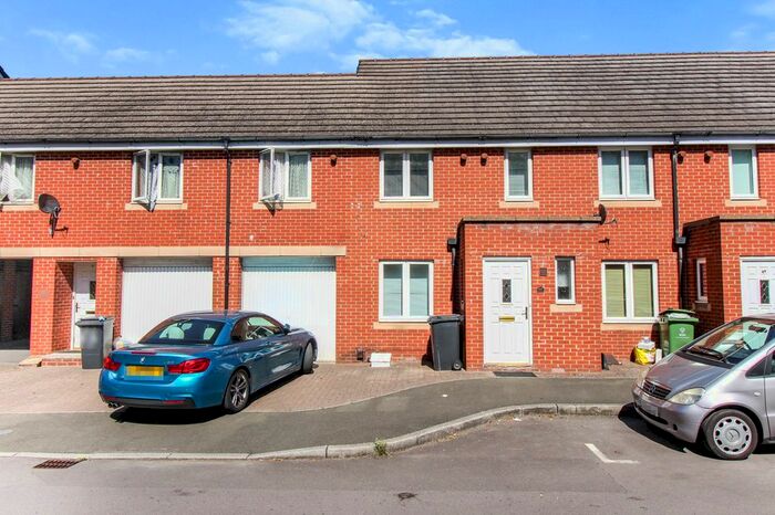 3 Bedroom Terraced House To Rent In Padstow Road, Churchward, Swindon, SN2
