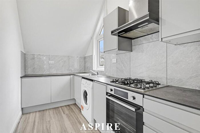 3 Bedroom Terraced House To Rent In Eastbrooks, Pitsea, Basildon, SS13