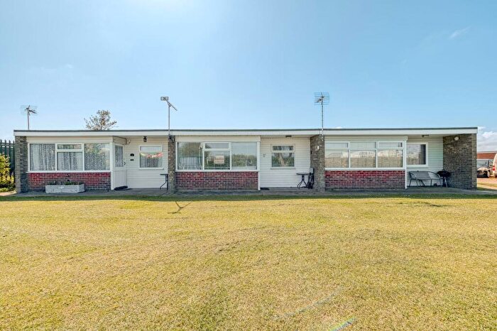 2 Bedroom Chalet For Sale In Newport Road, Hemsby, NR29