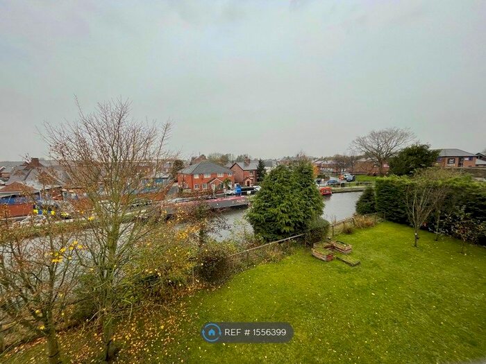 2 Bedroom Flat To Rent In The Quays, Burscough, Ormskirk, L40