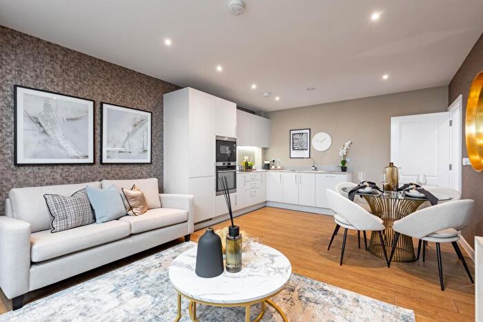 2 Bedroom Apartment For Sale In Crossness Road, Barking, London, IG11