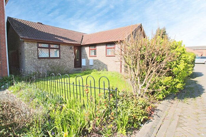 3 Bedroom Bungalow For Sale In Berkeley Drive, Hedon, Hull, HU12
