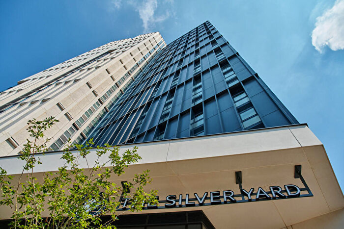 2 Bedroom Apartment To Rent In The Silver Yard, Birmingham Birmingham, B4