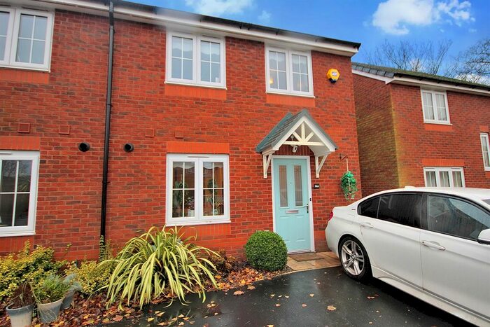 3 Bedroom Property To Rent In Borromeo Close, Liverpool, L17