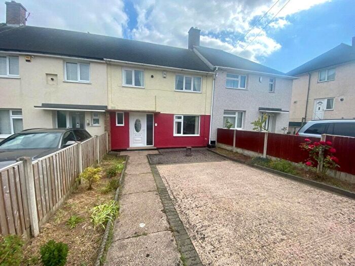 3 Bedroom Terraced House For Sale In Summerwood Lane, Clifton, Nottingham, NG11