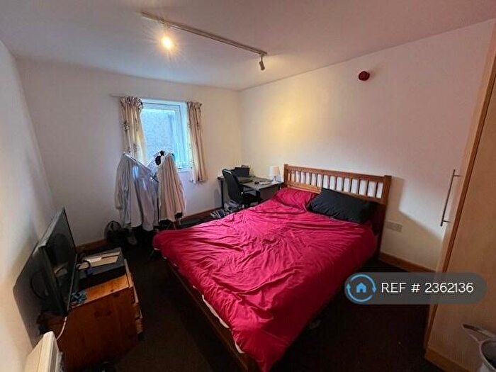 2 Bedroom Flat To Rent In Argyle Road, Bristol, BS2
