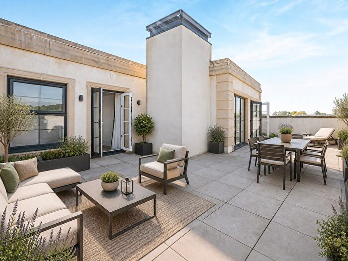 3 Bedroom Penthouse For Sale In The Cosmopolitan, Commerical Road, Poole, Dorset, BH14