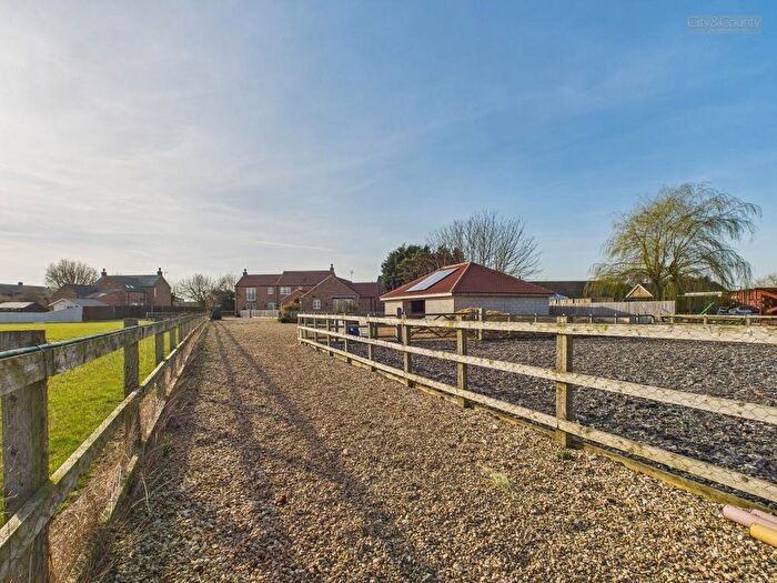 5 Bedroom Detached House For Sale In Broadgate, Whaplode Drove, Spalding, PE12