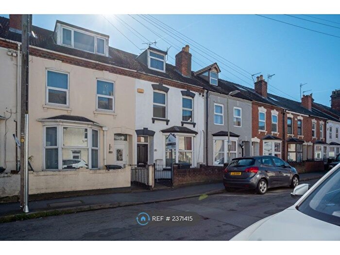 5 Bedroom Flat To Rent In Weston Road, Gloucester, GL1