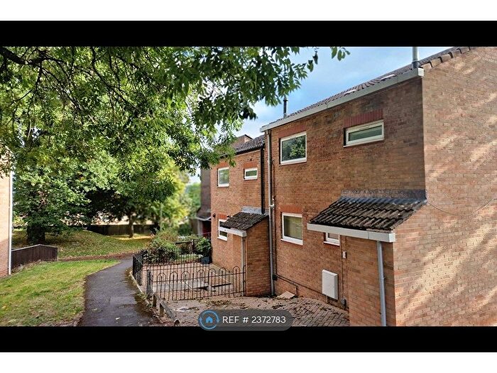2 Bedroom Flat To Rent In Southwood Avenue, Bristol, BS9