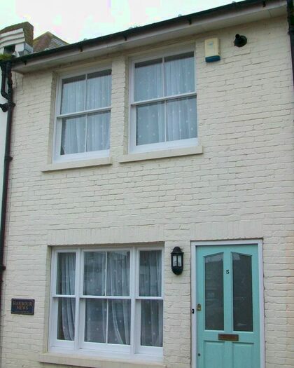 2 Bedroom Cottage To Rent In Harbour Mews, Victoria Street, CT5