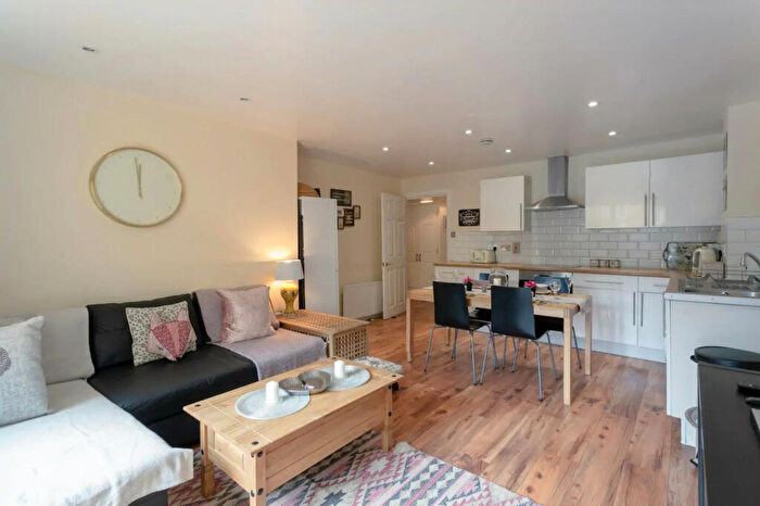 4 Bedroom Terraced House To Rent In Bishops Way, London., E2