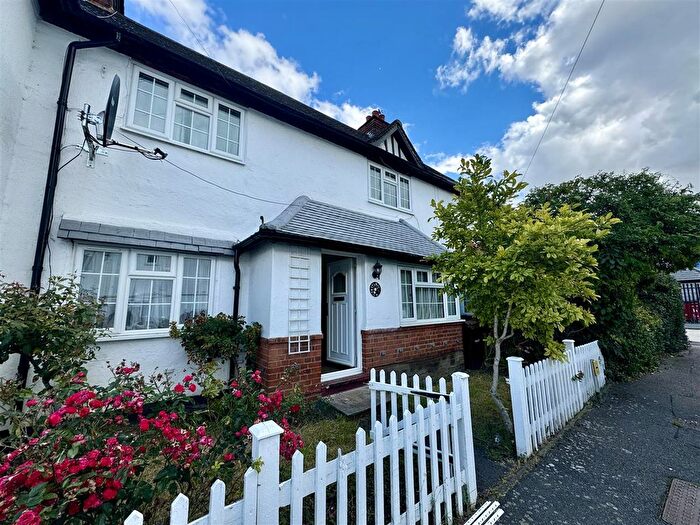3 Bedroom Terraced House To Rent In Chantry Road, Harrow, HA3