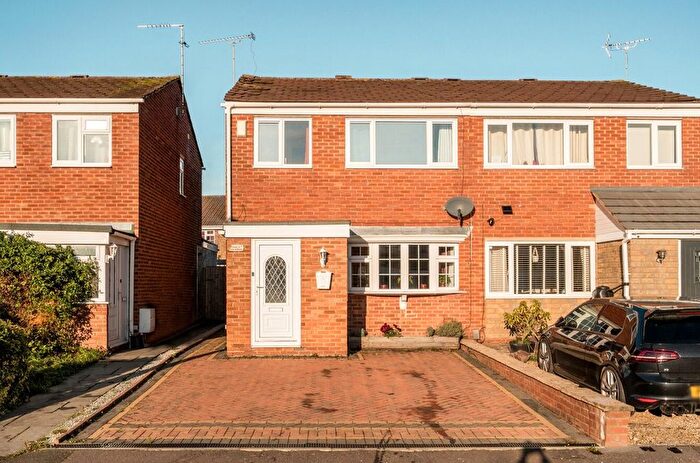3 Bedroom Semi Detached House For Sale In Days Close, Stratton St Margaret, Swindon, SN3