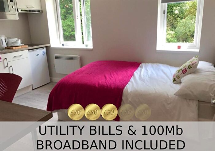 Studio To Rent In Next To The University Of Birmingham, B29