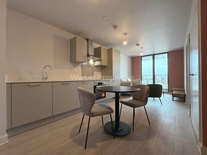 1 Bedroom Flat To Rent In Trafford Gardens, Old Trafford, M16