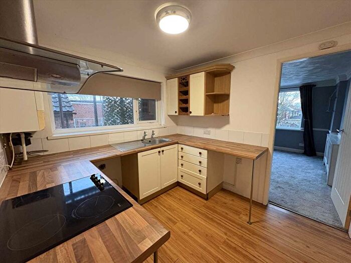 2 Bedroom Flat To Rent In Ashby High Street, Ashby, Scunthorpe, DN16