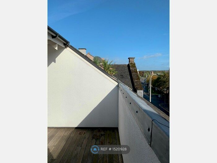 2 Bedroom Flat To Rent In Howards Court, Perth, PH1