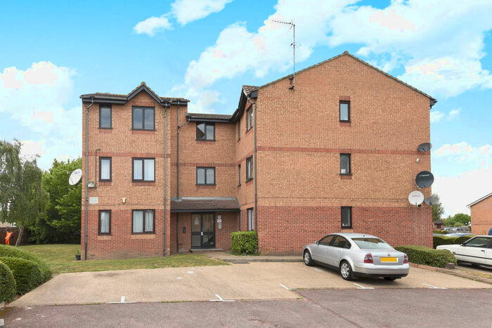 1 Bedroom Apartment To Rent In Larmans Road, Enfield, EN3