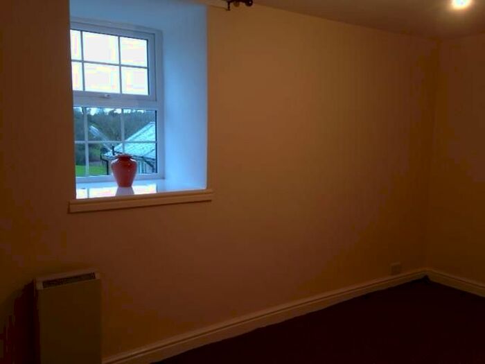 2 Bedroom Flat To Rent In Pentraeth, LL75