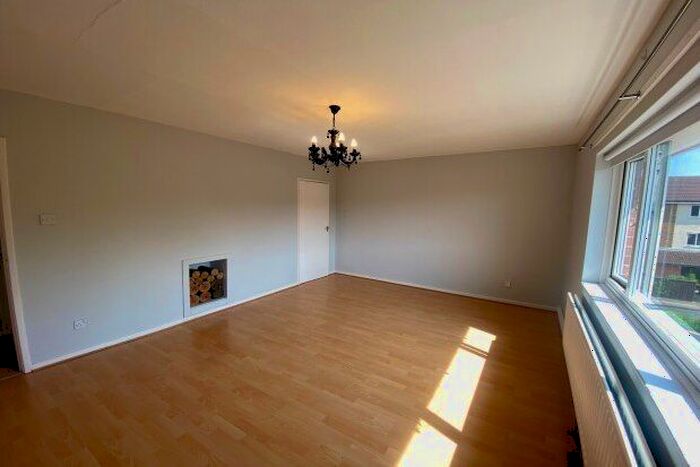 2 Bedroom Flat To Rent In Lutterworth Road, Newcastle Upon Tyne, NE12