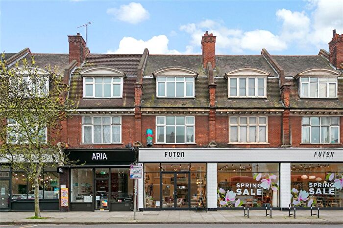 2 Bedroom Maisonette For Sale In Upper Richmond Road West, East Sheen, SW14